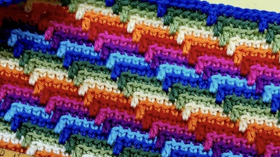 PUNTI BASE DI TECNICA MOSAIC AD UNCINETTO
