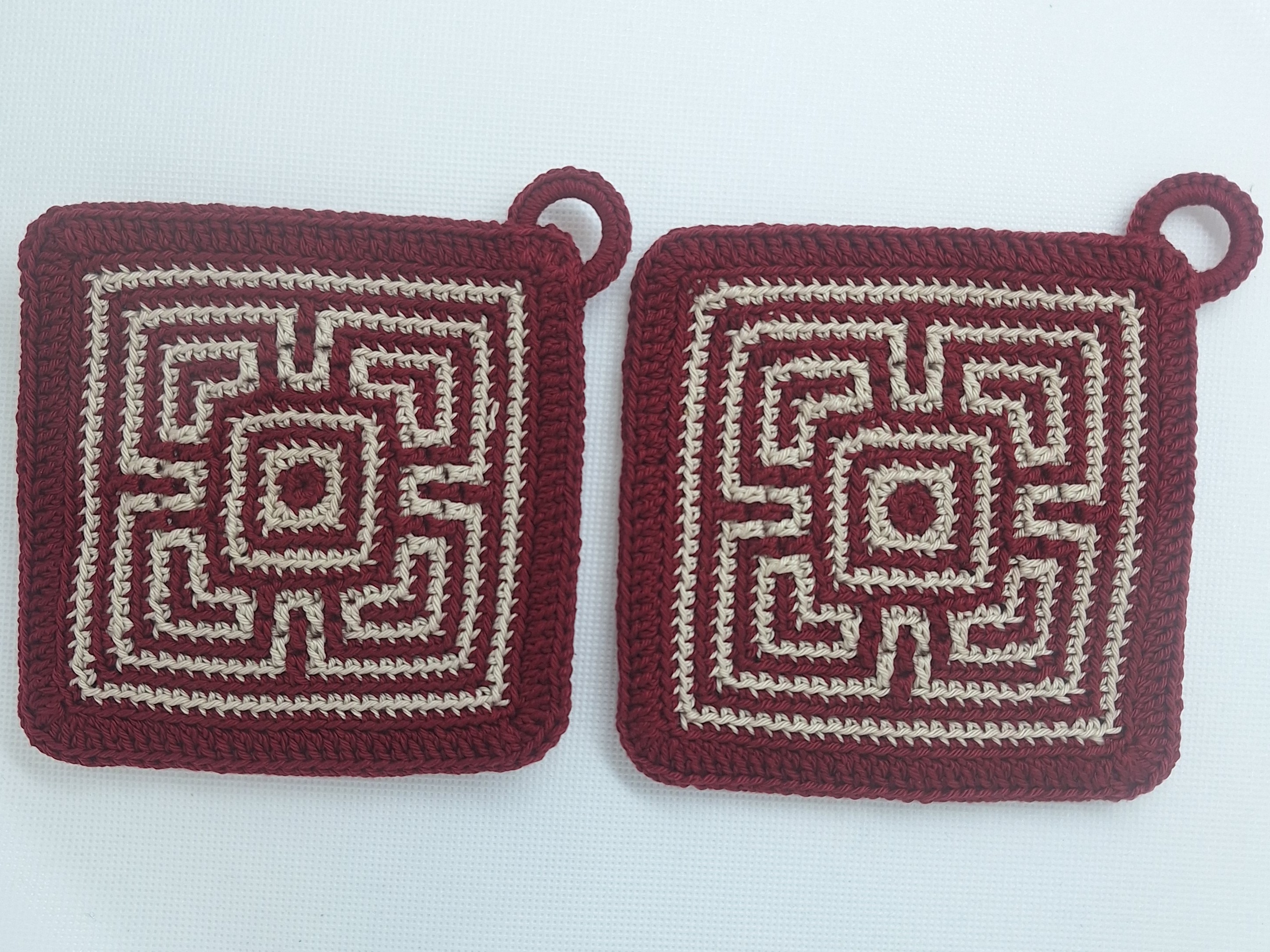 Four-Leaf Clover Potholder: starting point for lots of Granny ideas