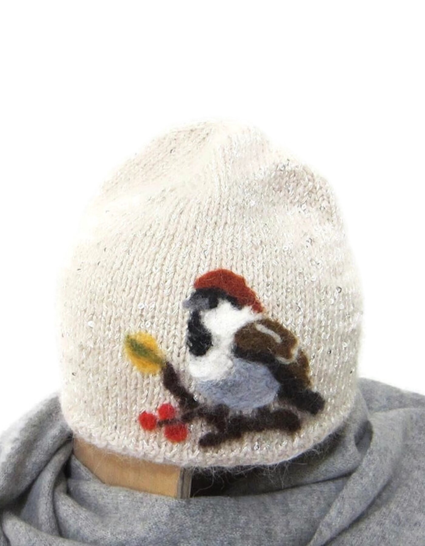 Drawing on wool fiber.