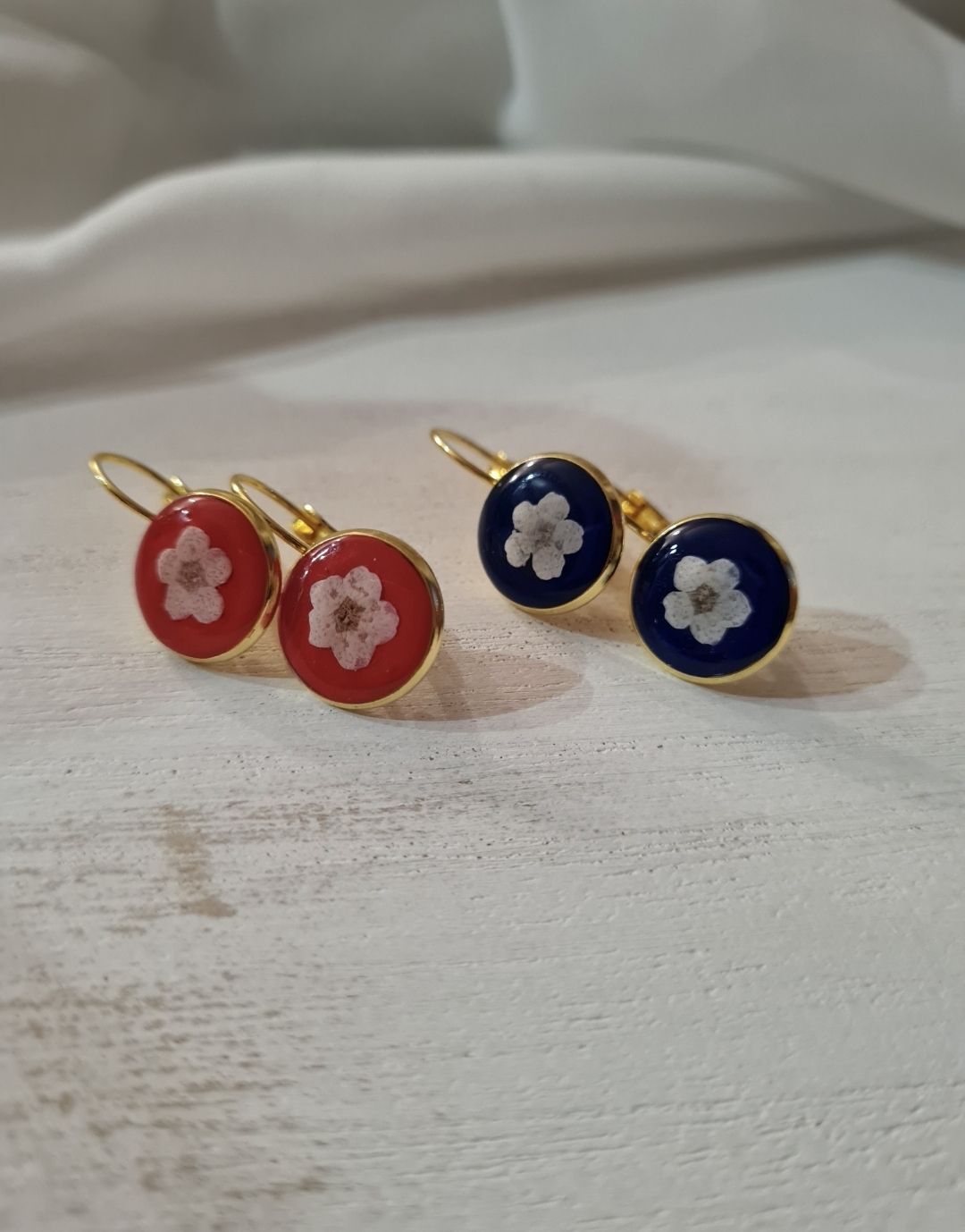 CORSO ORECCHINI CON RESINA E FIORI VERI