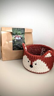 Set fai-da-te per cestini all'uncinetto a forma di animale