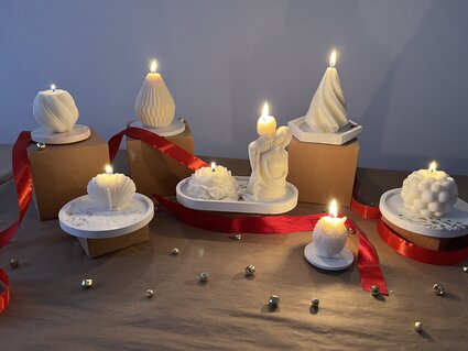 Candele scultoree eleganti