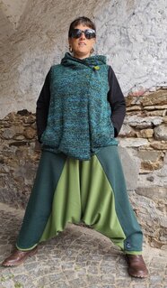 Pantalone Harem e  giacca con cappuccio
