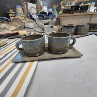 stoneware coffee cups