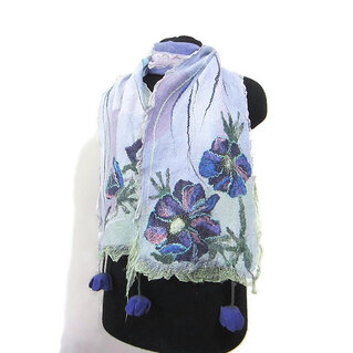 Sciarpa artistica infeltrita lana merino seta Sciarpa donna lunga calda lavanda fiori viola feltro fatto a mano regalo unico per le donne