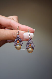 Orecchini mini in macrame con pietre