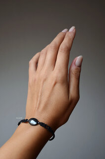 Bracciali in pizzo macrame con pietre