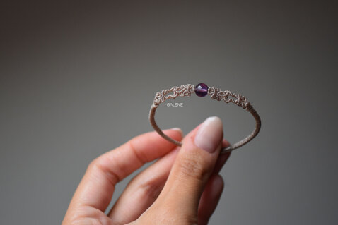 Bracciali in pizzo macrame con pietre